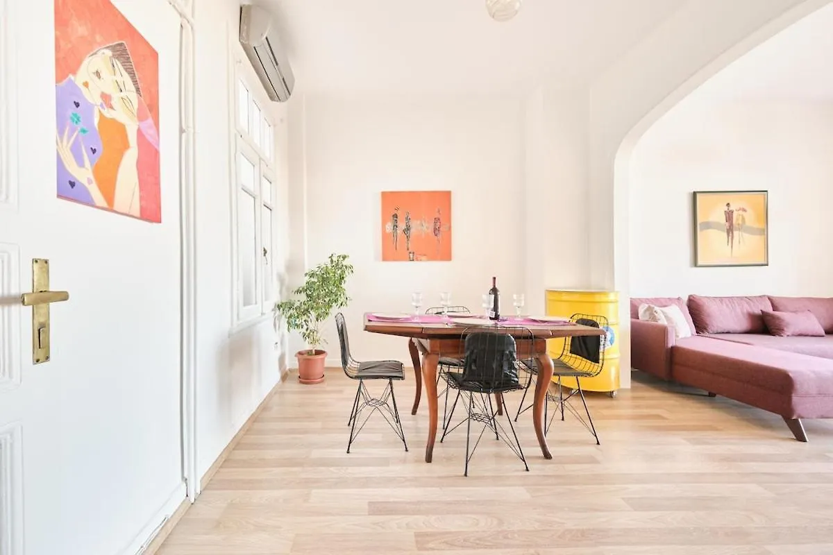 Central Apartment-Large Balcony With View Istanbul Apartment
