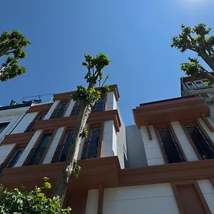 Center Hill Hotel