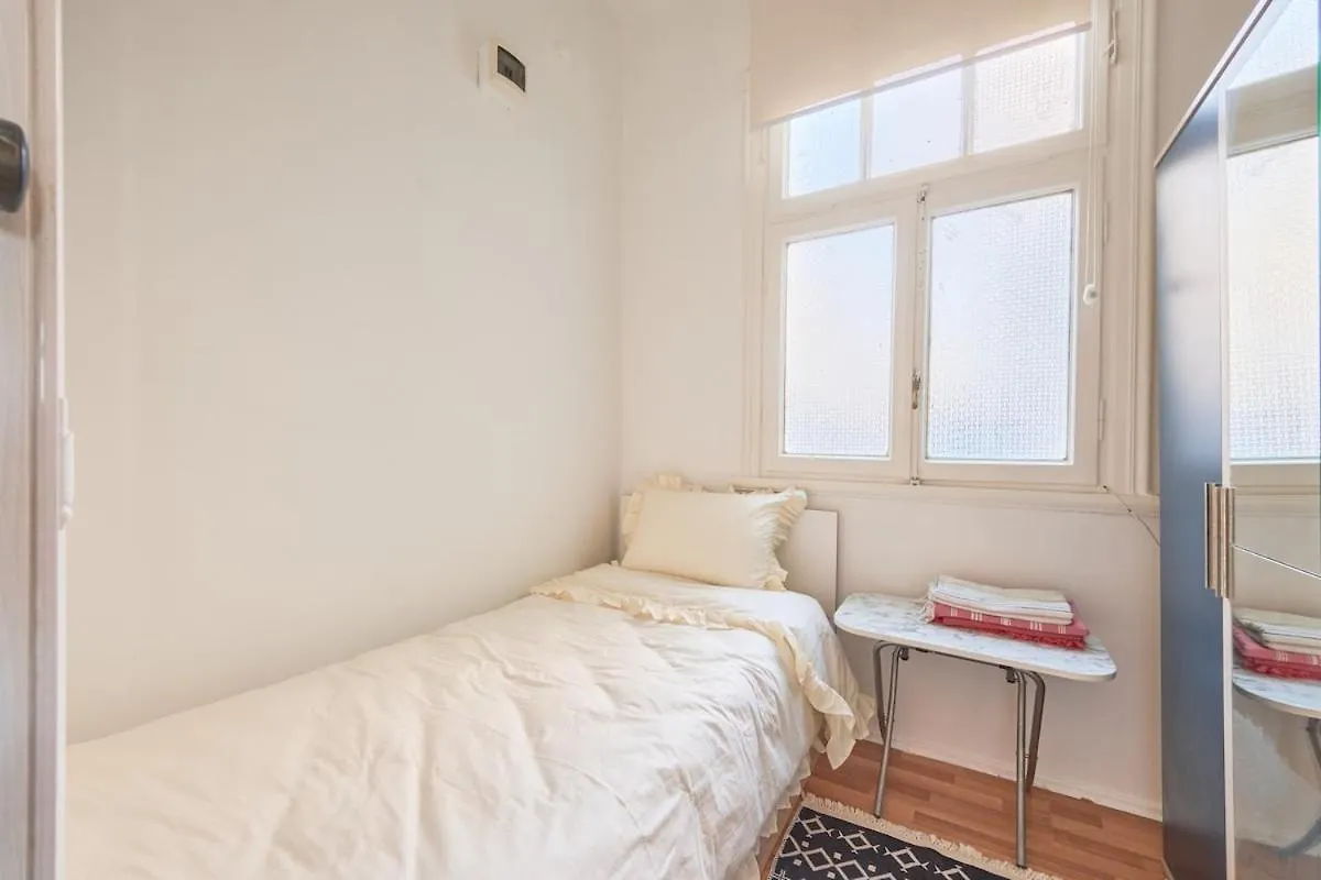 Appartamento Central Apartment-Large Balcony With View Provincia di Provincia di Istanbul