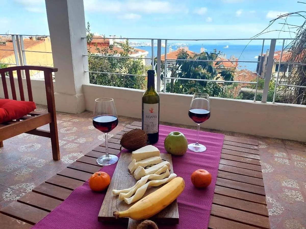 Central Apartment-Large Balcony With View Istanbul